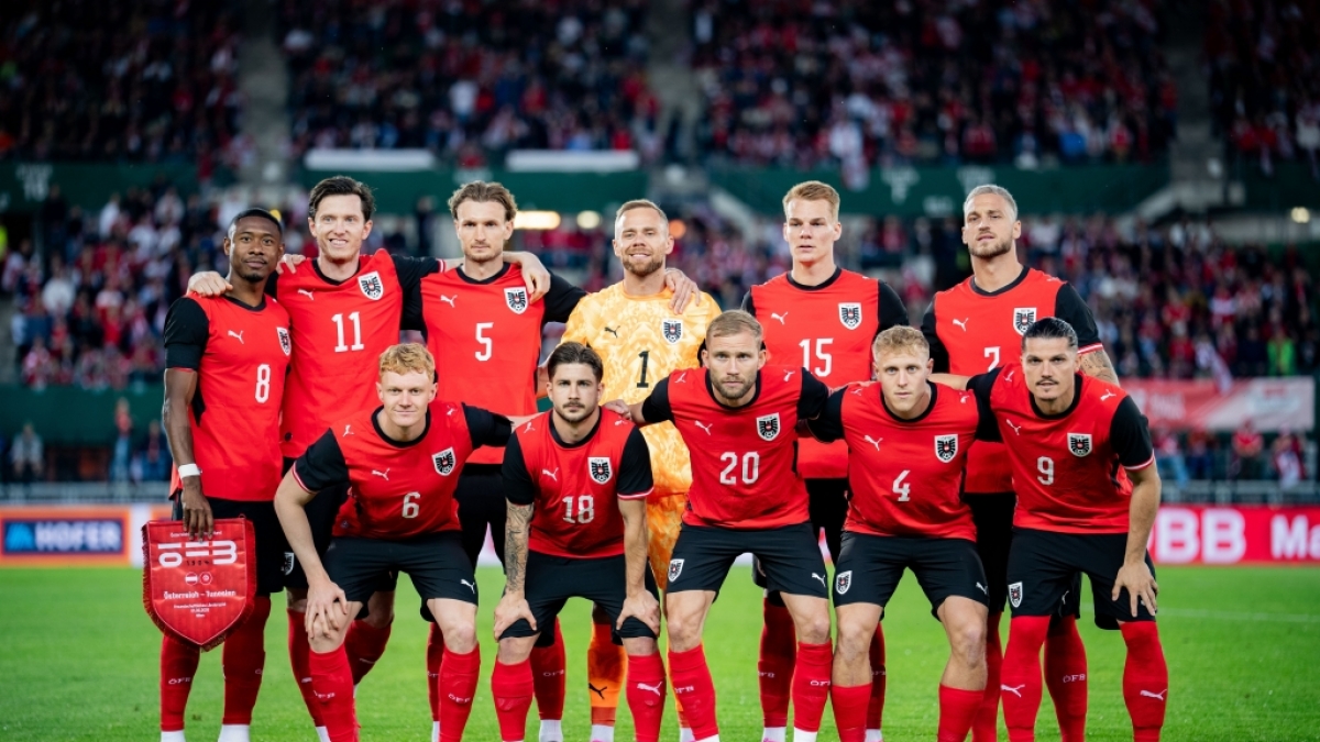 L&auml;nderspiele, &Ouml;sterreich - Tunesien, Die Spieler aus &Ouml;sterreich stehen f&uuml;r ein Gruppenfoto zusammen, am 01.06.2026. (Symbolbild) (Foto)
