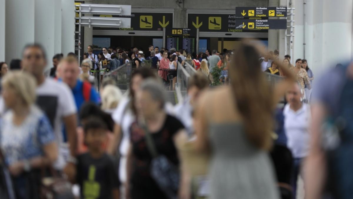 Am Flughafen Mallorca ist es zu einem t&ouml;dlichen Sturz gekommen. (Foto)