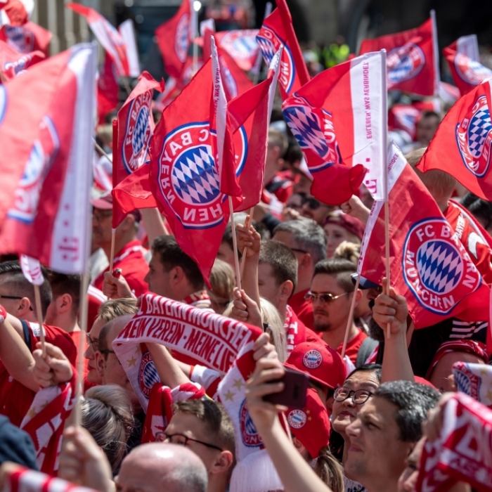 FC Augsburg muss am 2. Spieltag bei FC Bayern München auf den Platz