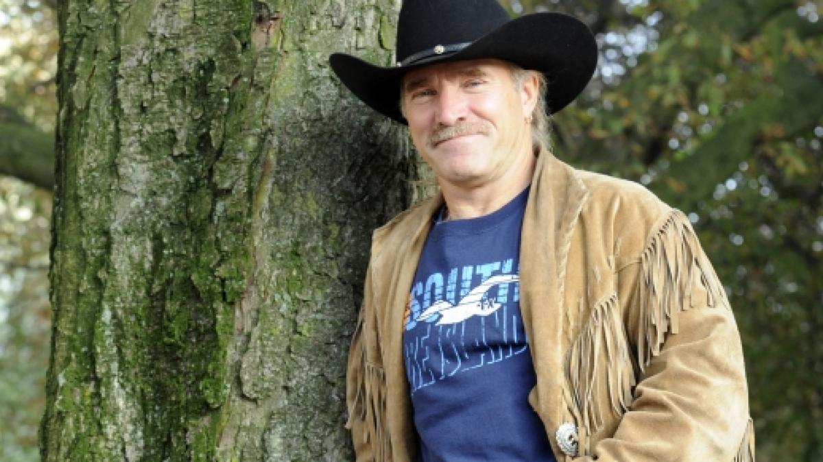 In seiner Autobiographie packt TV-Auswanderer Konny Reimann &uuml;ber die dunklen Kapitel seiner Kindheit aus. (Foto)