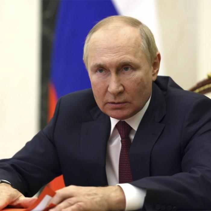 Wladimir Putin soll mit Nato-Geheimstrategie in Schach gehalten werden