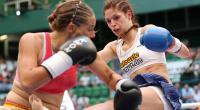 Kickboxerin Marie Lang (re.) tritt bei der WM 2017 gegen Jessica Gladstone aus Kanada an.