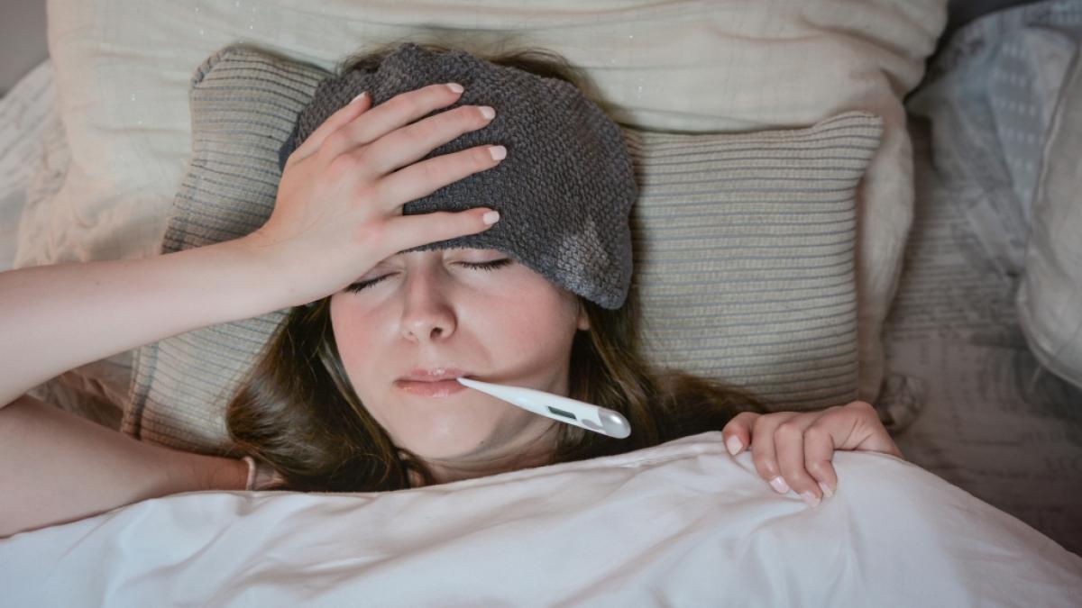 Eine 17-j&auml;hrige Sch&uuml;lerin starb w&auml;hrend einer Klassenfahrt - dem M&auml;dchen wurde medizinische Hilfe verweigert (Symbolbild). (Foto)
