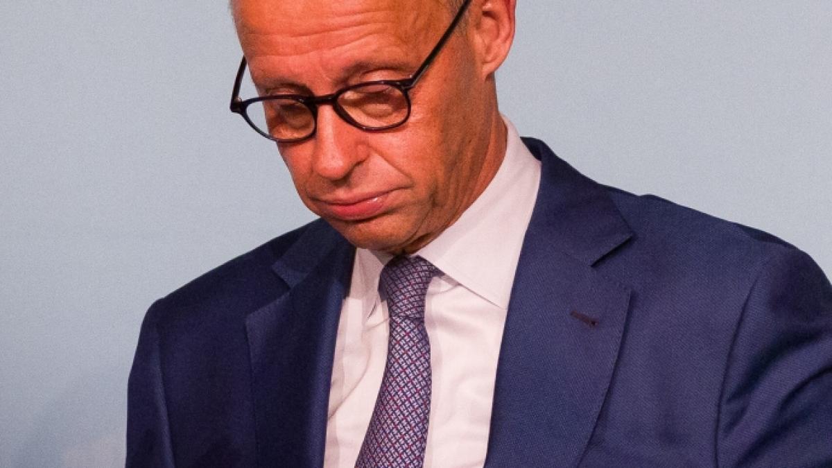 Bundeskanzler Friedrich Merz (CDU) w&auml;hrend einer Rede auf einer Veranstaltung der CDU Niedersachsen. (Foto)