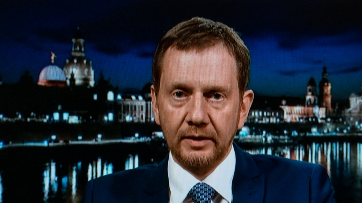 Angesichts massiv steigender Corona-Infektionszahlen schlie&szlig;t Sachsens Ministerpr&auml;sident Michael Kretschmer (CDU) auch einen neuerlichen Lockdown nicht mehr aus. (Foto)