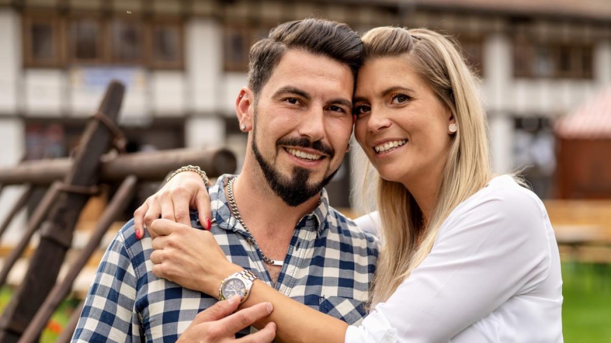 Bauer Mathias und seine Hofdame Sabrina. (Foto)