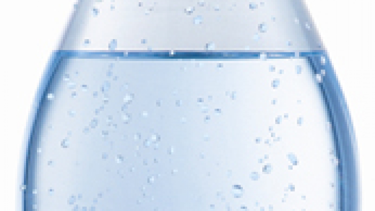 Bonaqa ist ein Tafelwasser und kann verschiene Wassersorten enthalten sowohl &uuml;berall gemischt und abgef&uuml;llt werden. (Foto)