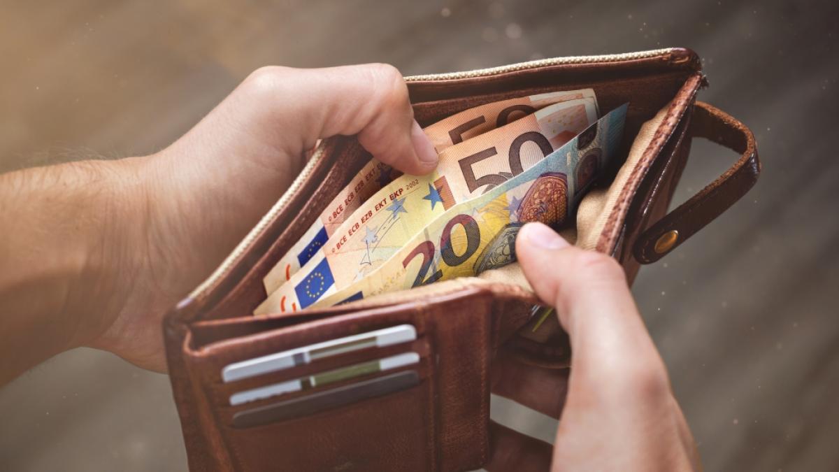 Arbeitnehmer zahlen nach der Rentenreform drauf. (Foto)
