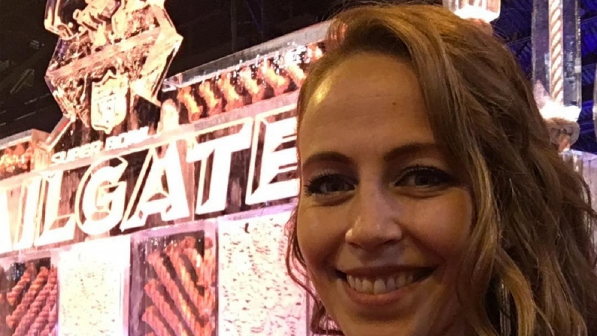 Lisa Heckl ist die Freundin von Sportkommentator Frank Buschmann. (Foto)