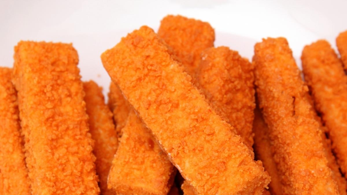 &Ouml;kotest hat klassische und vegane Fischst&auml;bchen genauer unter die Lupe genommen. (Foto)