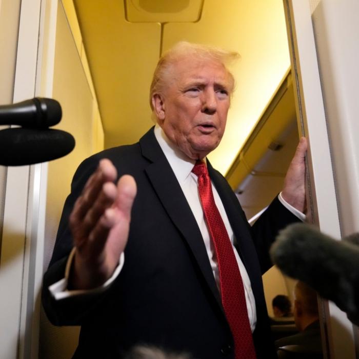 US-Präsident verhöhnt Protestanten und macht sich selbst zum Gespött