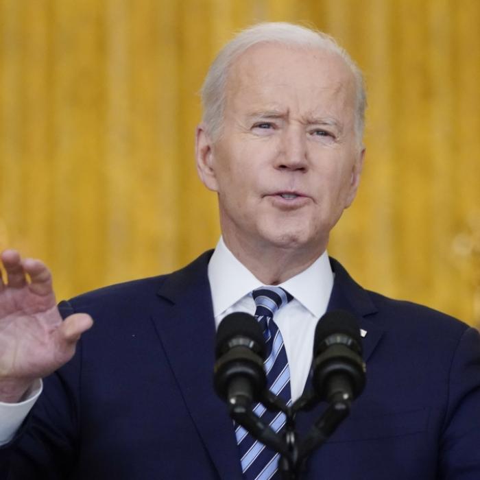 Twitter-Wut! Präsident empört mit Lacher bei Russland-Pressekonferenz