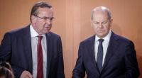 Umfragen zufolge wünschen sich viele Deutsche Verteidigungsminister Boris Pistorius (l.) als neuen Kanzler und somit als Ablöse für Olaf Scholz.