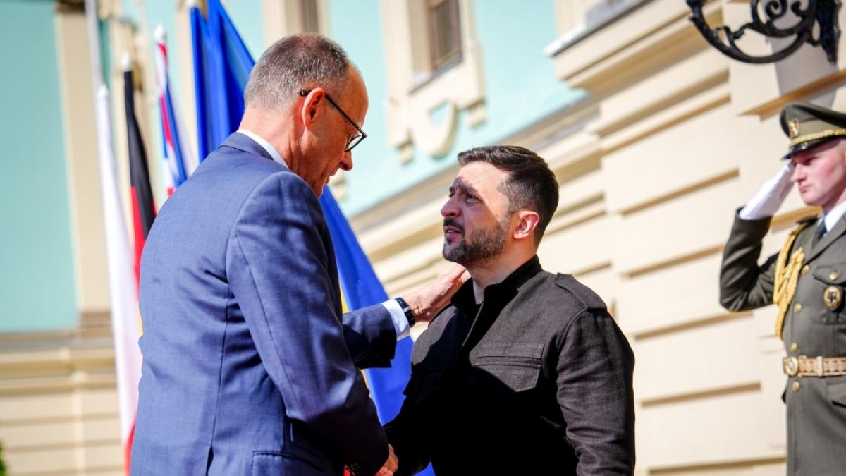 Der ukrainische Pr&auml;sident Wolodymyr Selenskyj trifft sich am 28. Mai 2025 mit Friedrich Merz in Berlin. (Foto)