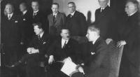 Viele Deutsche haben einst den Kurs der Nationalsozialisten unter Diktator Adolf Hitler (vorn, Mitte) unterstützt.