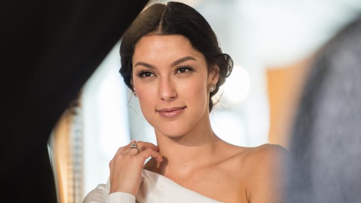 Rebecca Mir bezaubert derzeit das Publikum bei der