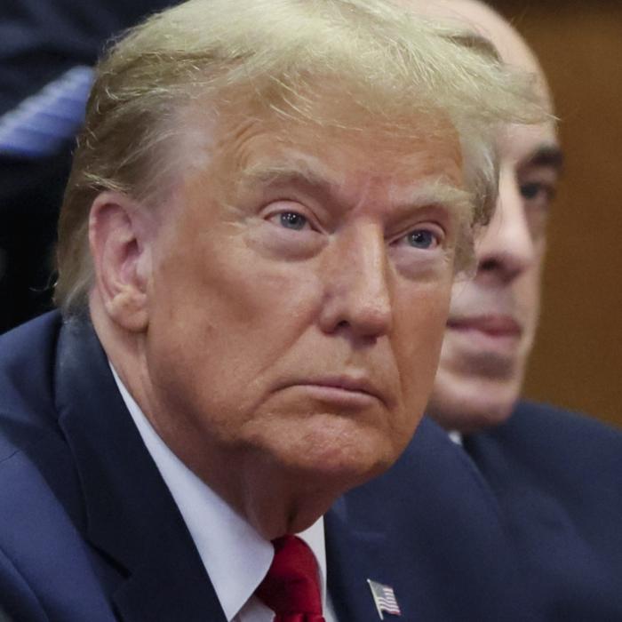 Schlappe vor Gericht! Droht Trump nach dem Millionen-Urteil der Finanz-Kollaps?