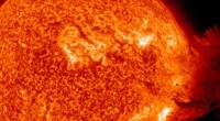 Ein Sonnensturm zieht zurzeit an der Erde vorbei. Starke Stürme können für das Magnetfeld der Erde verheerende Folgen haben. Aber...