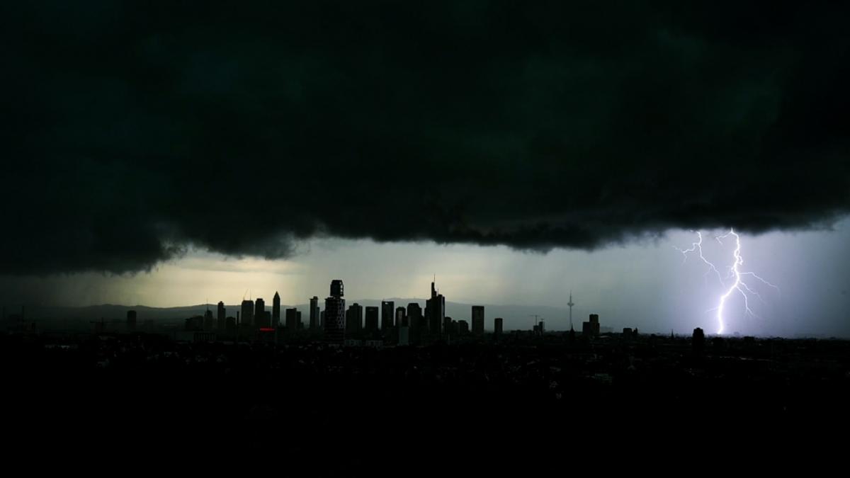 Der Deutsche Wetterdienst hat f&uuml;r Teile Deutschlands amtliche Unwetterwarnungen mit schweren Gewittern, Starkregen und Hagel ver&ouml;ffentlicht. (Foto)