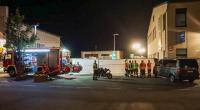 Auf einer Supermarkt-Zufahrt in Plattingen wurde eine Frau von einem Mann erstochen.