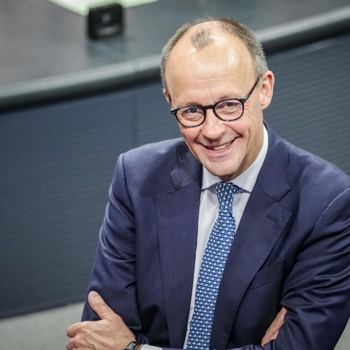 Weihnachtsbaumkauf zählt zur deutschen Leitkultur! CDU-Chef blamiert sich