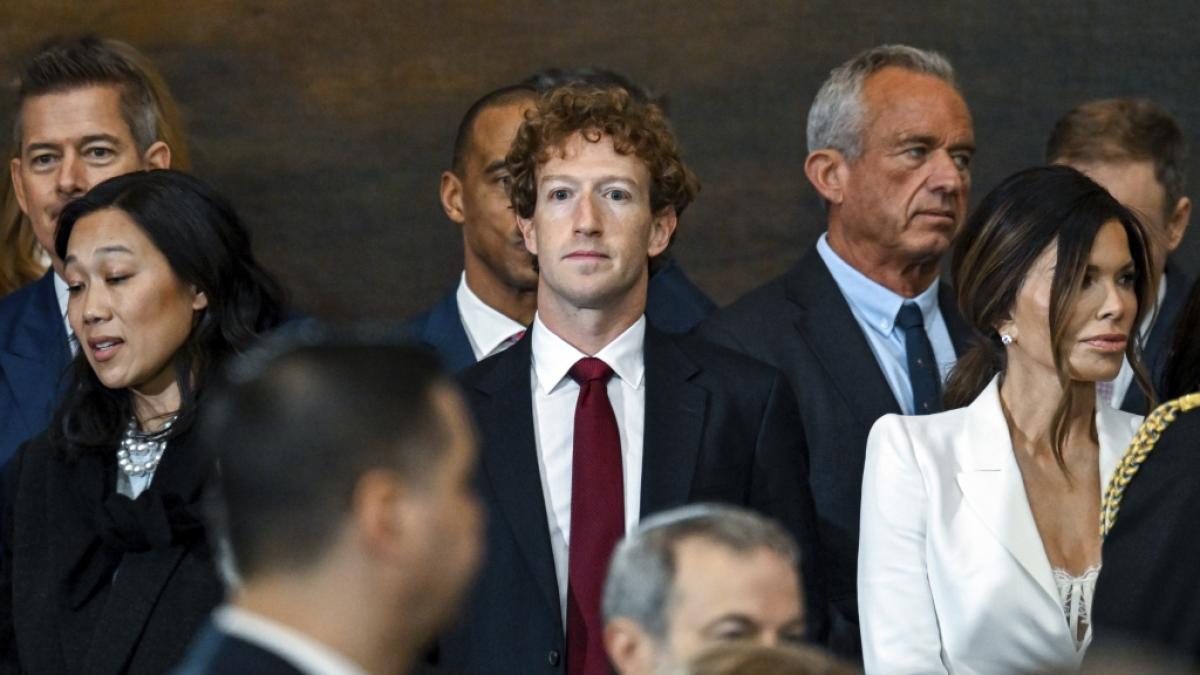 Meta-Boss Mark Zuckerberg (Mitte) bei der Amtseinf&uuml;hrung von Donald Trump. (Foto)