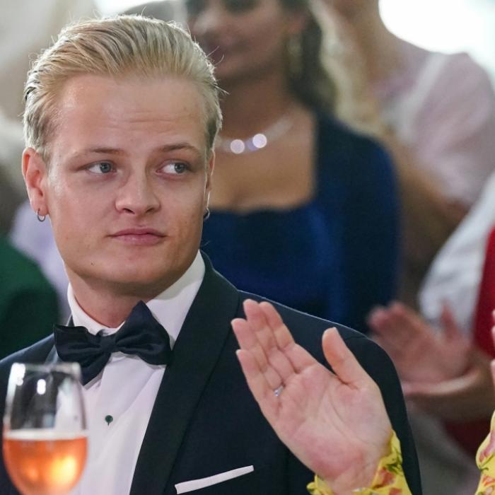 Pool statt Gefängniszelle – Mette-Marits Sohn lebt im royalen Luxus-Knast