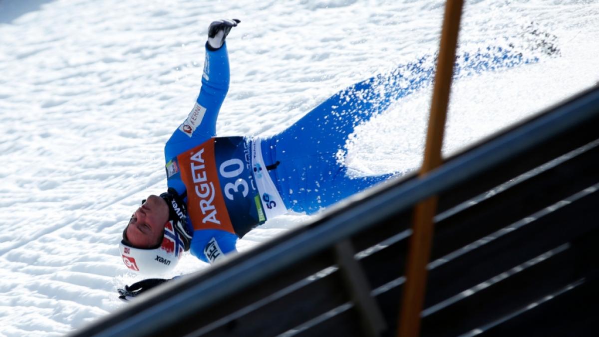 Skiflug-Weltmeister Daniel Andre Tande ist im slowenischen Planica schwer gest&uuml;rzt. (Foto)