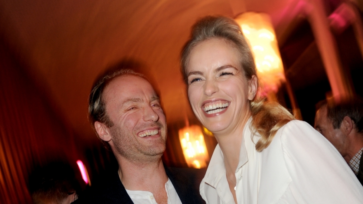 Mark Waschke und Nina Hoss bei der Premiere des Films "Fenster zum Sommer". (Foto)