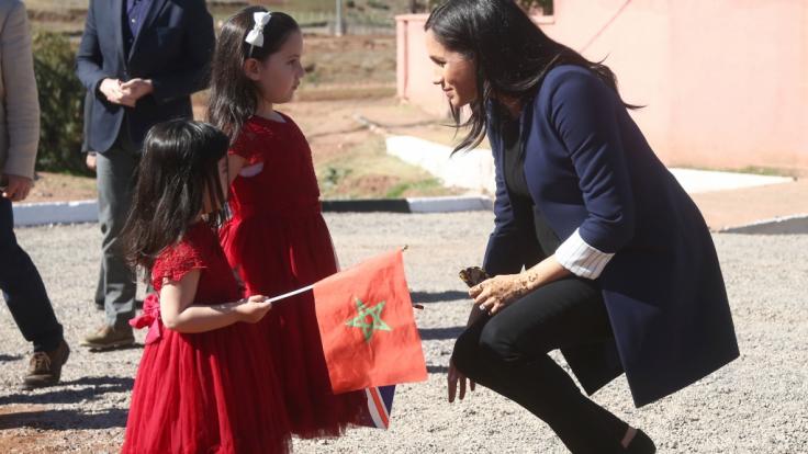 Meghan Markle brach für ihre kleinen Fans Rania und Rayhana gern das offizielle Protokoll.