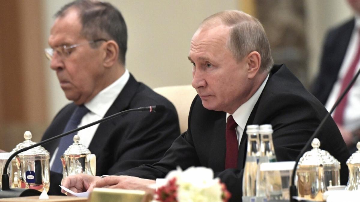 Die Kreml-Elite um Wladimir Putin und den russischen Au&szlig;enminister Sergej Lawrow hat Europa mit Vorw&uuml;rfen konfrontiert, den Nationalsozialismus wiederzubeleben. (Foto)