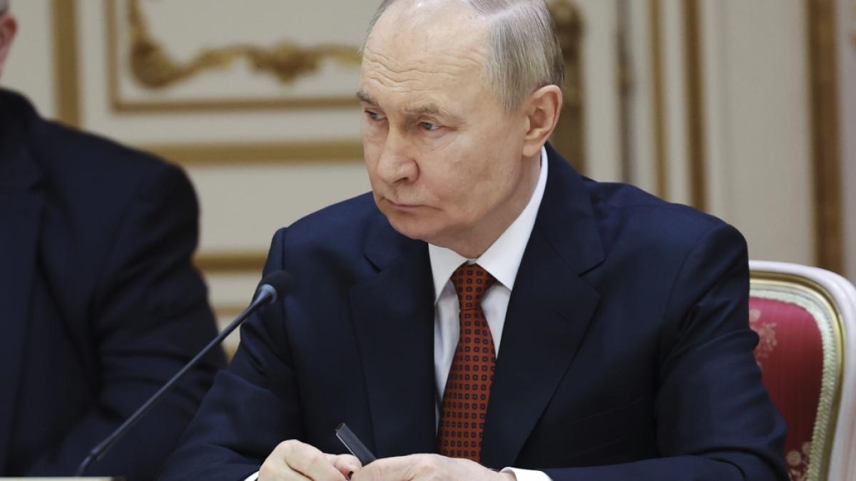 Die ukrainischen Streitkr&auml;fte haben eine neue Wunderwaffe in Gestalt eines Bodenkampfroboters entwickelt, die Wladimir Putin das F&uuml;rchten lehren soll. (Foto)
