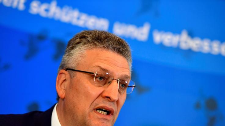 Lothar Wieler spricht in einer RKI-Pressekonferenz über die aktuelle Corona-Lage.