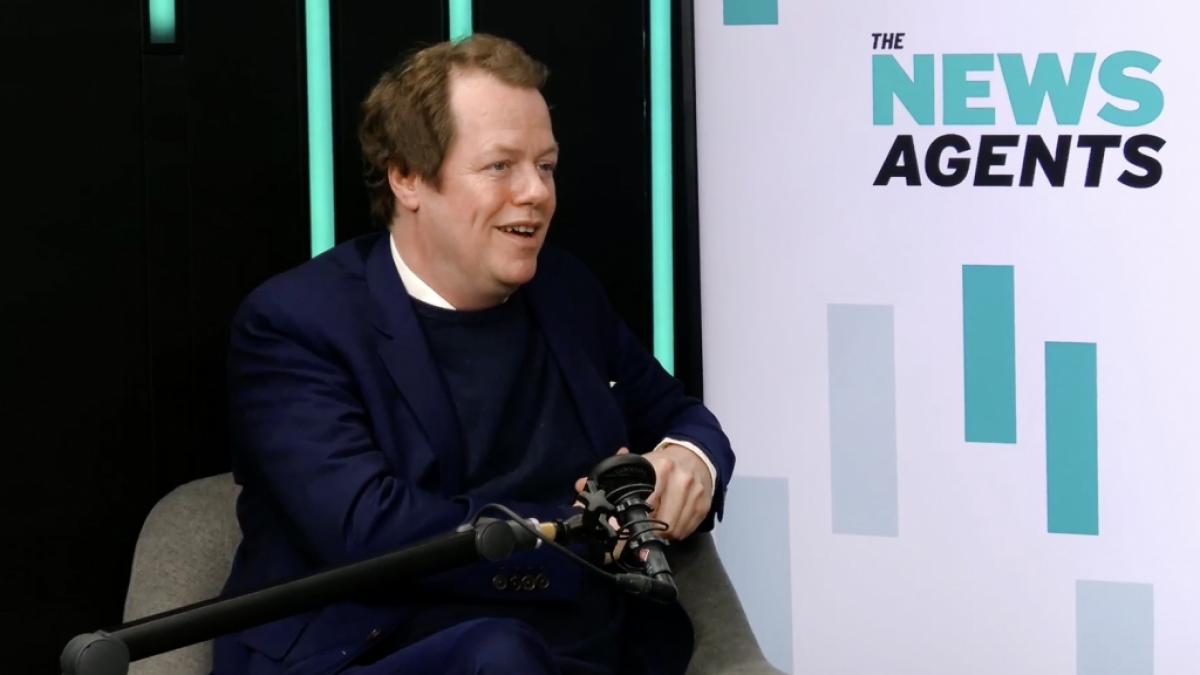 Diese Abrechnung ist unmissverst&auml;ndlich: Tom Parker Bowles, der Sohn von K&ouml;nigsgemahlin Camilla, hat nach Vorw&uuml;rfen seines Stiefbruders Prinz Harry Klartext gesprochen. (Foto)