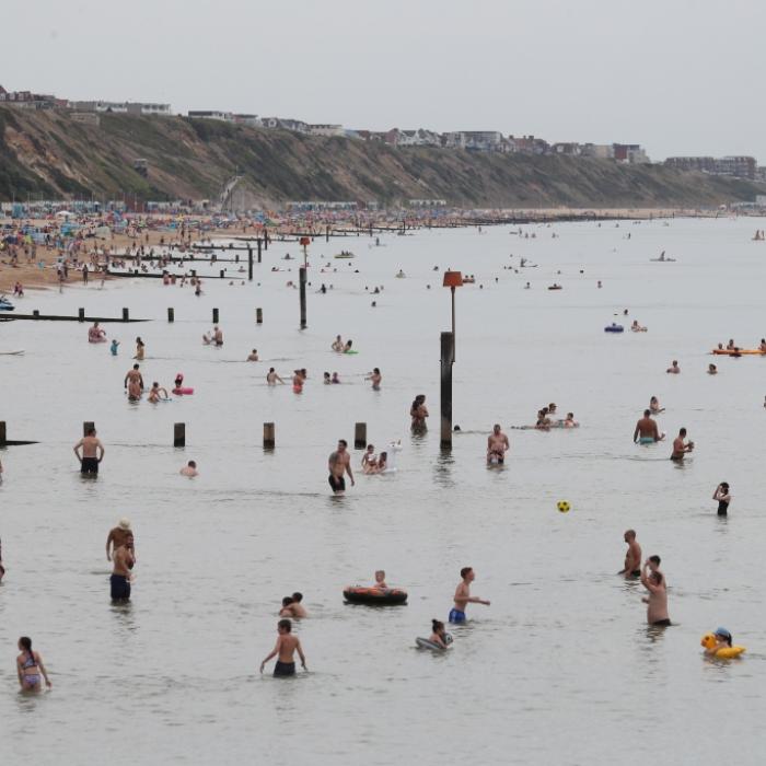 HIV-Angst nach Strand-Ausflug! Junge (9) bangt um seine Gesundheit