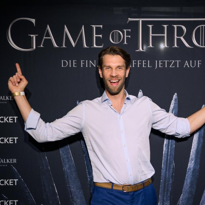 Achtung, SPOILER! DAS passiert in Folge 1 und so geht's weiter