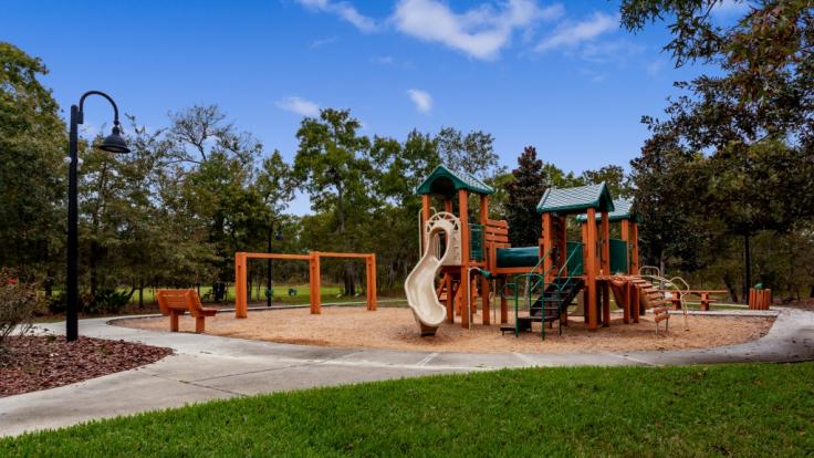 Ein Mädchen wurde in England auf einem Spielplatz vergewaltigt.