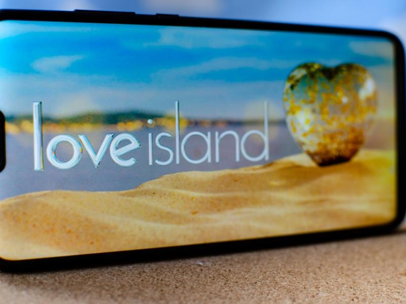"Love Island VIP": Ex-Bachelorette spricht über Geheimverträge in Reality-Show