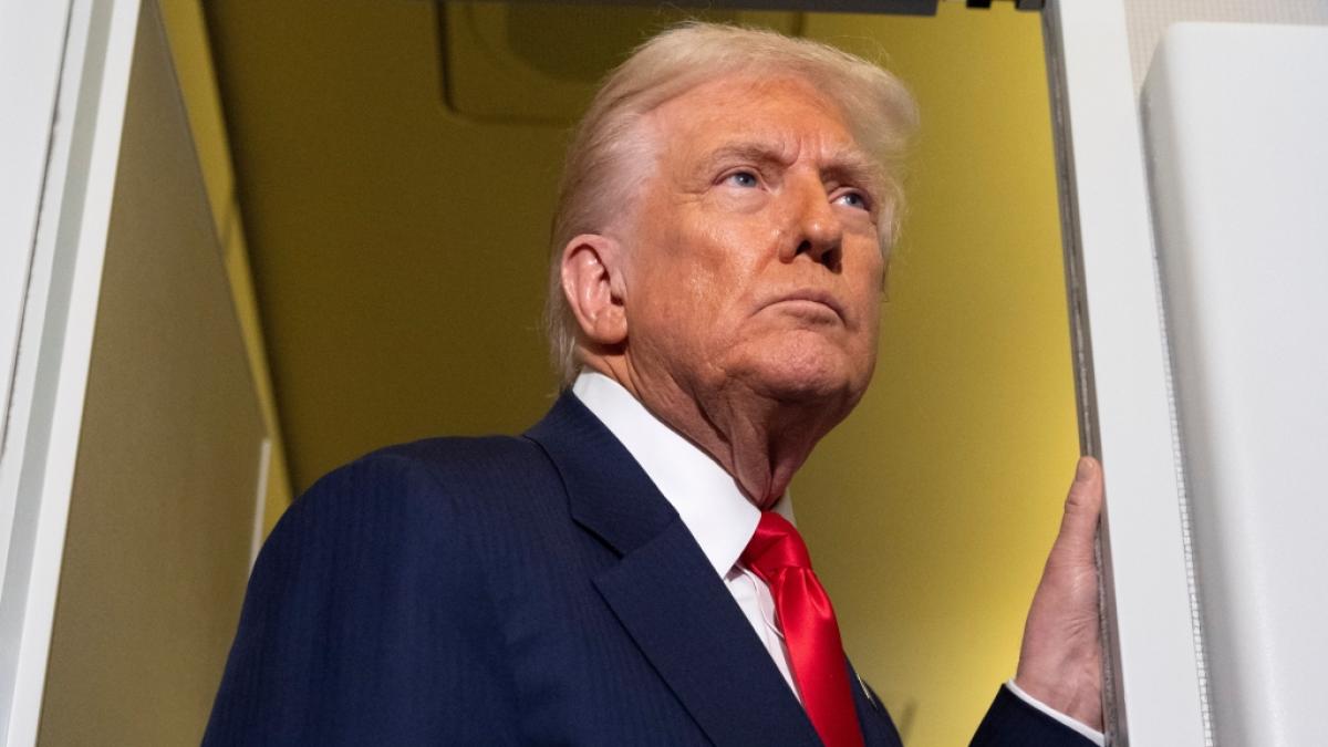 Donald Trump befindet sich laut einer aktuellen Umfrage im freien Fall. (Foto)
