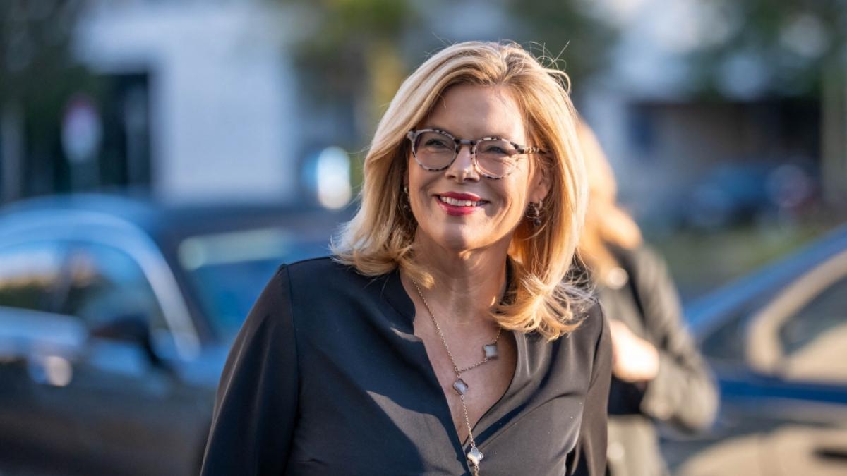 Julia Kl&ouml;ckner hat sich seit ihrer Anfangszeit im deutschen Bundestag optisch ver&auml;ndert. (Foto)