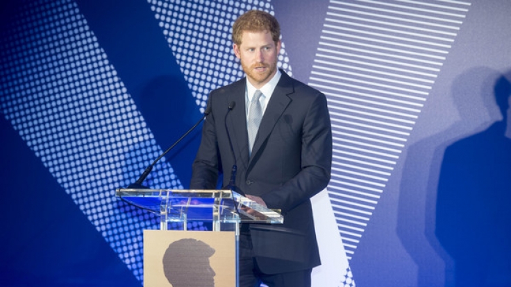 Weil Prinz Harry nuschelte, fielen viele Schüler durch die Englisch-Prüfung.