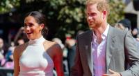 Prinz Harry und Meghan Markle wollen in Düsseldorf alle bösen Gerüchte weglächeln.