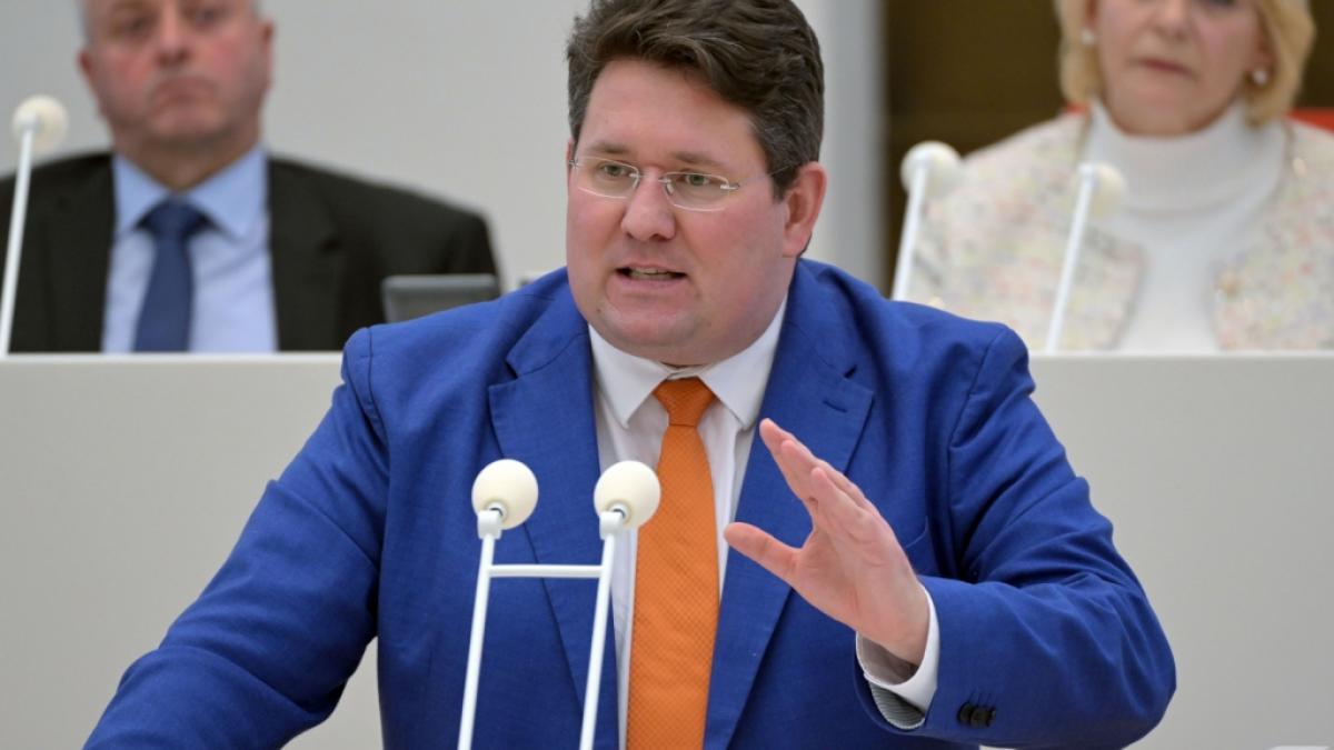 P&eacute;ter Vida von der Brandenburger Vereinigte B&uuml;rgerbewegungen (BVB)/Freie W&auml;hler. (Foto)