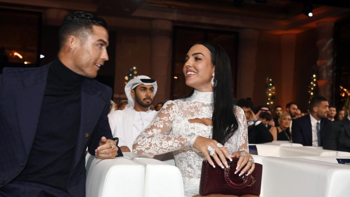 Cristiano Ronaldo hat seine Georgina geheiratet. (Foto)