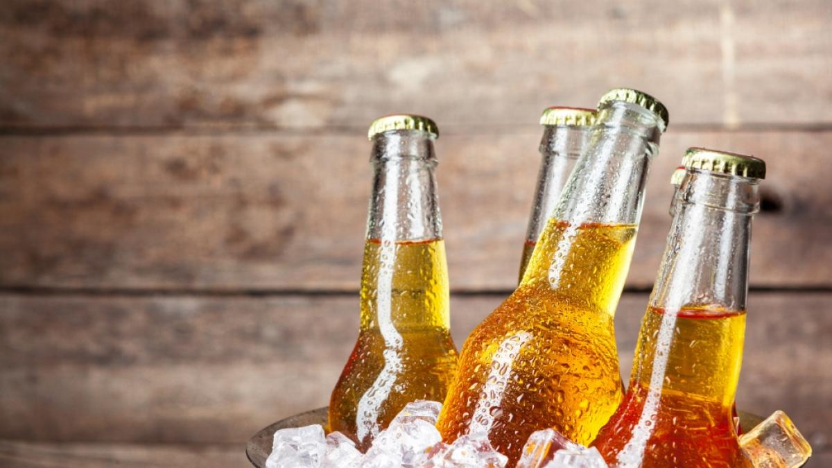 Die Brauerei Sch&ouml;fferhofer ruft ein Bier-Mixgetr&auml;nk zur&uuml;ck (Symbolfoto). (Foto)