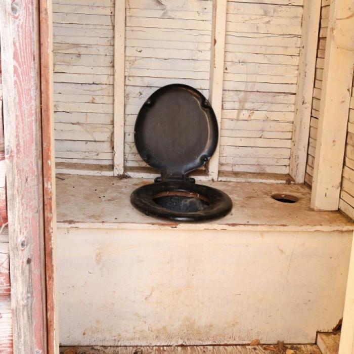Vermisstes Mädchen (3) ertrunken in Schultoilette gefunden