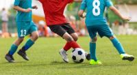 Todesschock beim Fußballtraining: Der 15-jährige Torwart einer Gummersbacher Nachwuchsmannschaft ist auf dem Platz kollabiert und wenig später gestorben (Symbolfoto).