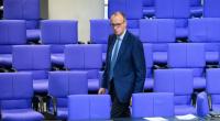 Friedrich Merz sagt, dass die Sozialleistungen in Deutschland Flüchtlinge und Migranten anziehen würden.