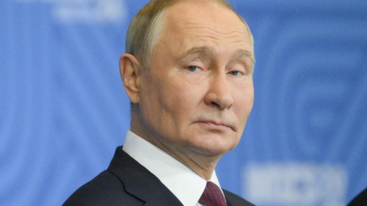 Die Ger&uuml;chte um Wladimir Putin werden immer abenteuerlicher: Wollte man dem Kreml-Chef eine blutjunge Gespielin als M&auml;tresse unterjubeln? (Foto)