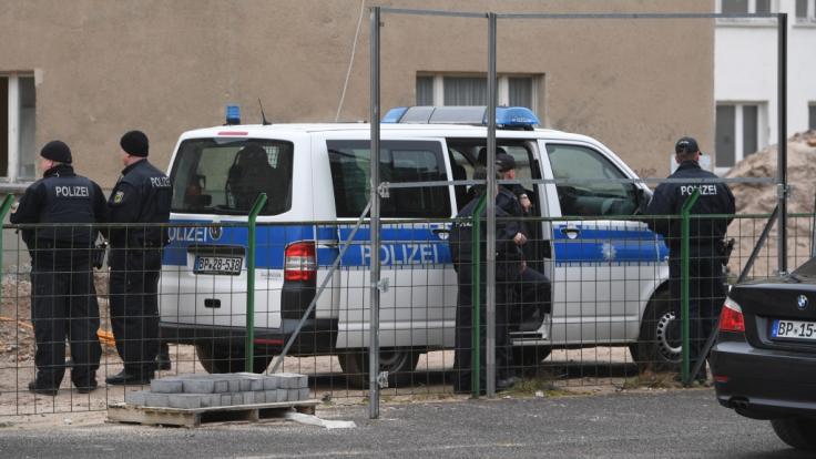 Die Polizei ging am Mittwoch mit mehreren Razzien gegen ein angeblich islamistisches Netzwerk vor (Symbolbild).
